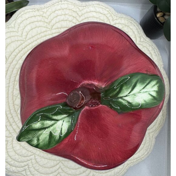 Ceramic Red Apple Cookie Jar With Lid - Hand-Painted Design Made In China - Picture 5 of 9